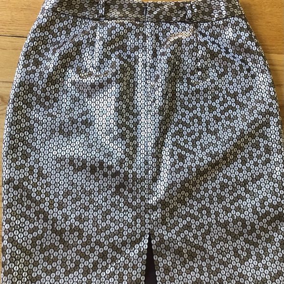 Gold metallic lined pencil skirt size 6 - Picture 2 of 4